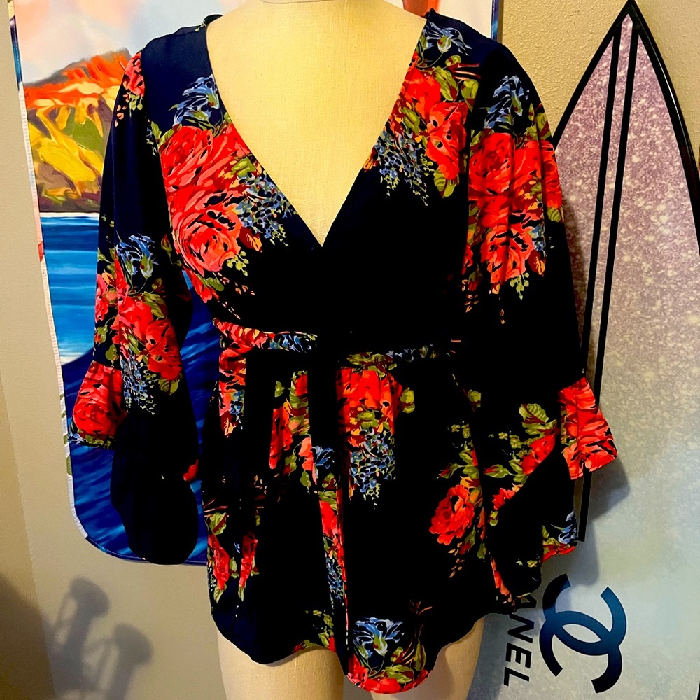 Betsy Johnson blue flower top with bell sleeves